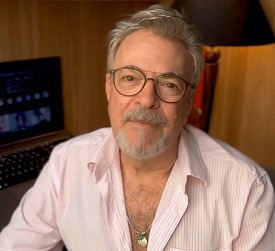 Dr. Claudio Santana